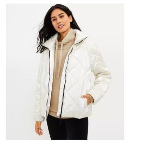 Lou & Grey White Quilted Puffer Jacket